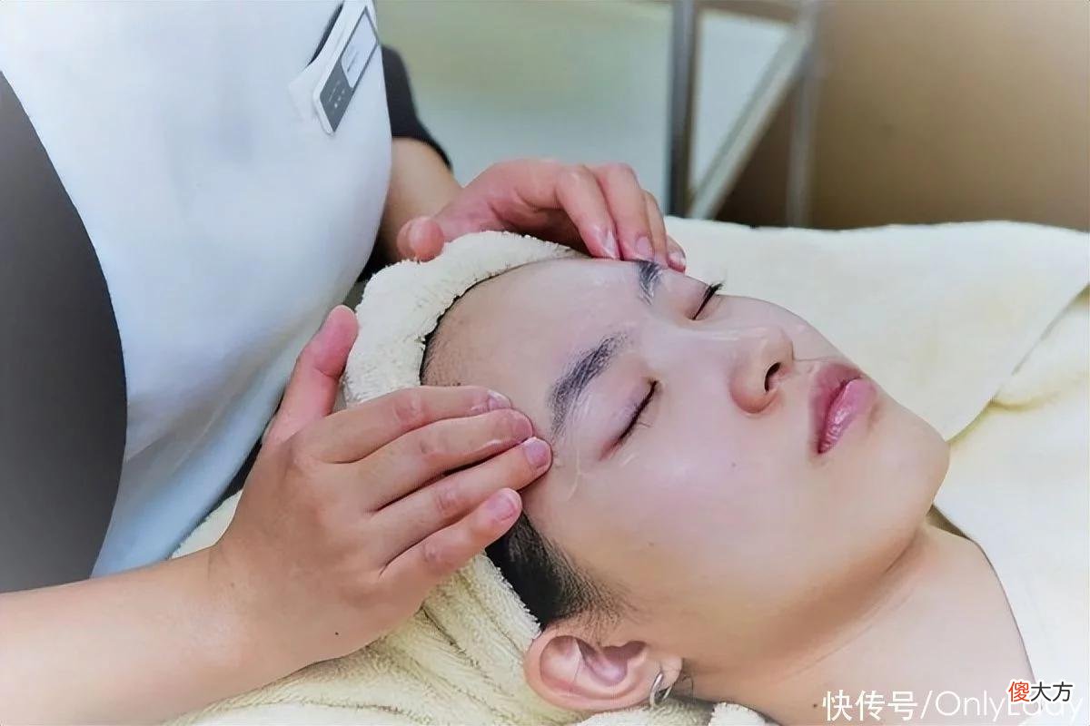 【就爱时尚】沉浸式探店 | 真正懂你的肌肤护理到底长啥样？