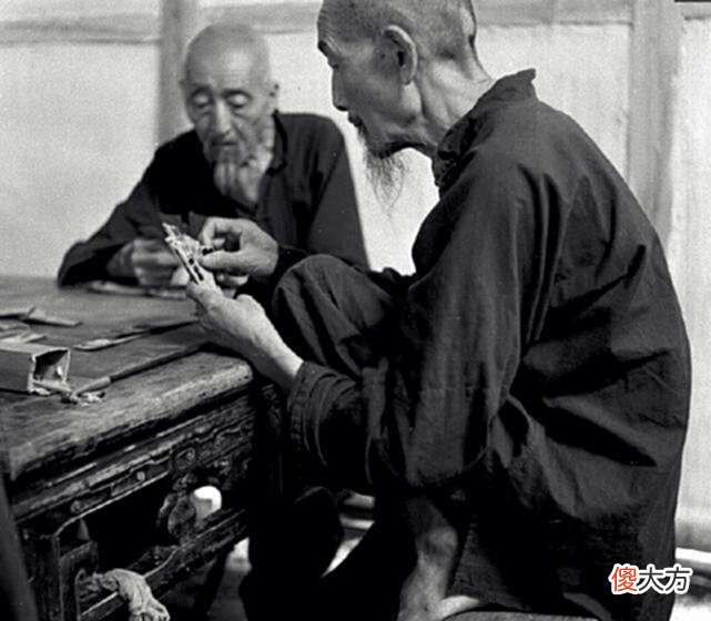 【爱历史】1957年四川成都罕见老照片：没想到60年前的成都是这样子
