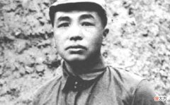 【爱历史】彭德怀主持大授衔，为何刻意压低亲侄子的军衔？侄子和他闹翻