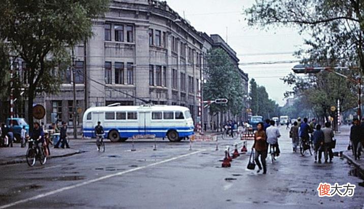 【历史故事】80年代的老照片：恍然间已是沧海桑田，70后80后的“回忆杀”