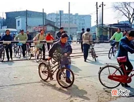 【历史故事】老照片：1989年的杭州，昔日的生活旧影