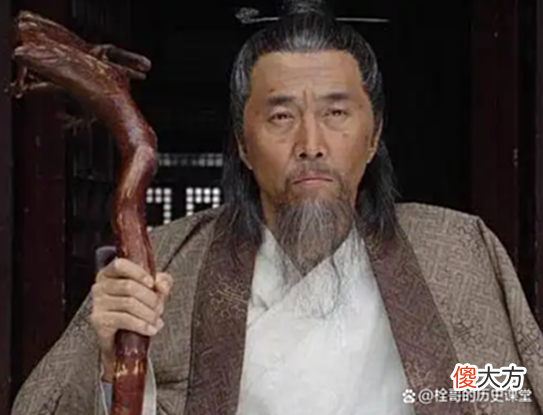 【爱历史】朱元璋大杀功臣，刘伯温用一首诗逃过一劫，如今此诗几乎人人会背