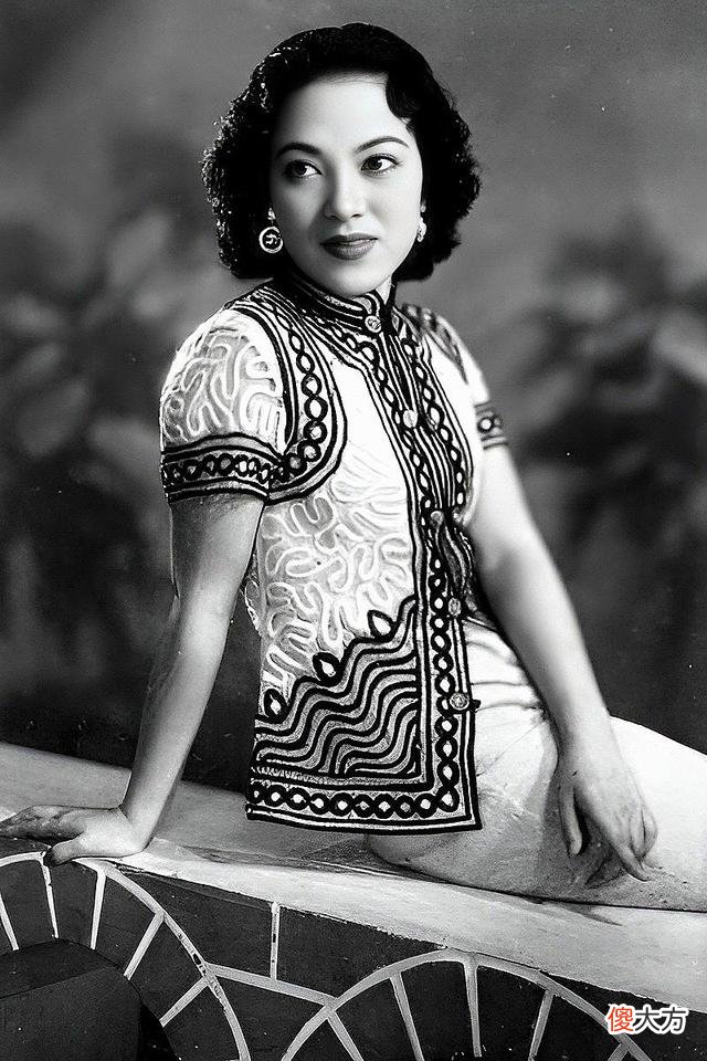 【历史故事】上海滩红极一时的明星李香兰，真实身份却是日本人，令人大跌眼镜
