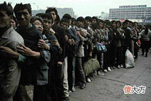 【历史故事】96年广东珍贵老照片：图2情侣经常用、图4让人心酸、图9让人嘴馋