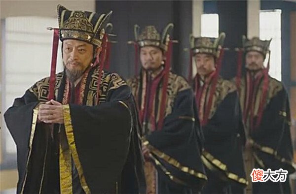 【爱历史】曹操杀了杨修后，问其父杨彪怎么瘦了，杨彪回怼一句话却成为名句