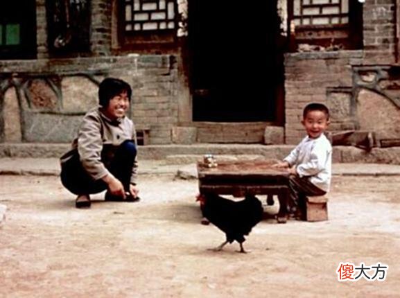 【历史故事】老照片：直击1980年的北京，那时候买套房现在会怎么样？