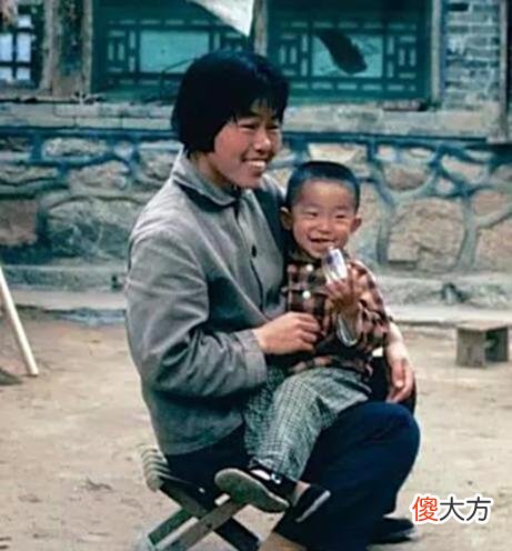 【历史故事】老照片：直击1980年的北京，那时候买套房现在会怎么样？