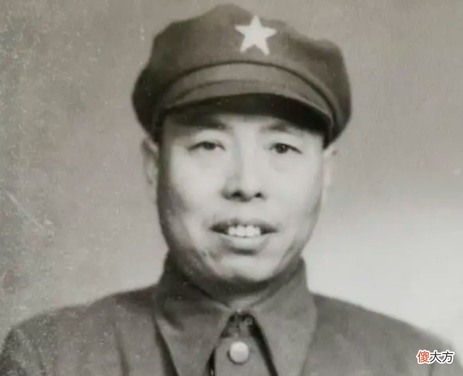 【历史故事】本是降级任用，连长被调往师部当排长，一看部下把他乐坏了