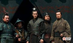【爱历史】马中的赤兔，人中的吕布，这句话怎么来的