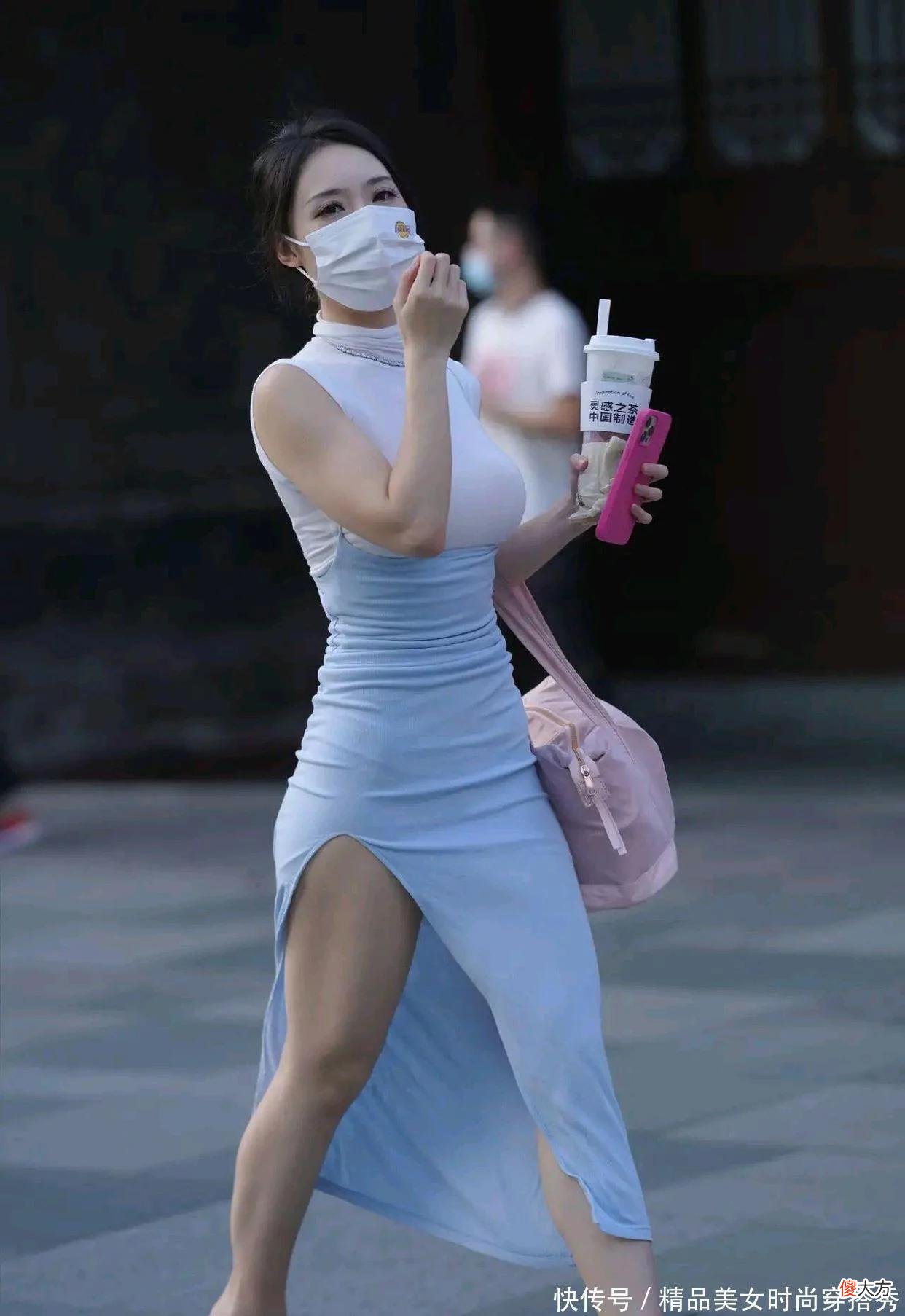 【就爱时尚】减龄的拼色连衣裙，满满的女人味令人着迷