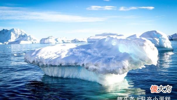 它们来自地底还是外星？南极突现不明生物，白色，人形，高达30米