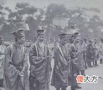 【爱历史】越南古墓竟发现一道全是汉字的圣旨，这究竟是怎么回事