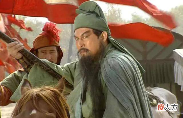 【爱历史】曹操，他最成功的一步便是抢走了汉献帝，从此皇上在手，天下我有
