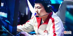 【游戏世界】PUBG玩家询问三阳,怎么选了个Scar-L,当定制皮肤枪械?M416多好