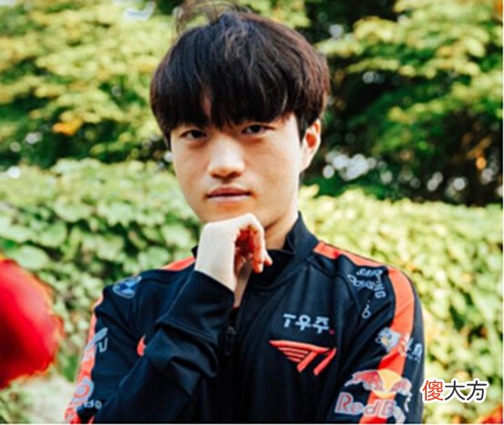 【游戏迷】LCK水友不满T1打法逐渐LPL化,韩国解说:学第一赛区怎么了?