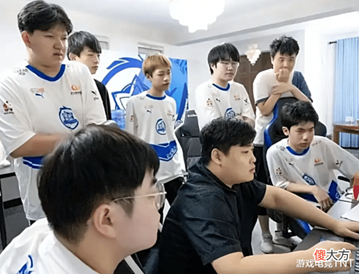 【游戏迷】SK震怒痛批ES比赛表现,及时发现问题调整阵容,望之后力挽狂澜