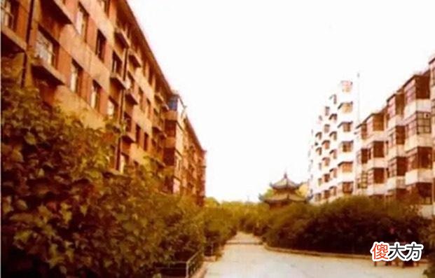 【爱历史】老照片：1993年的鹤岗，再现那个年代人们的生活场面