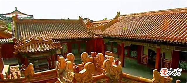 【历史故事】故宫养心殿为何常年潮湿?专家撬开地砖后,发现其中有奥秘