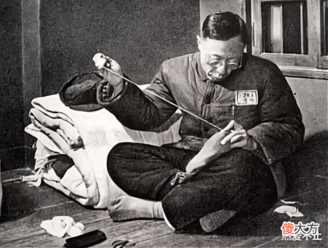 【历史故事】溥仪出逃时,将一物缝在棉衣里,保存26年,现为稀世珍宝