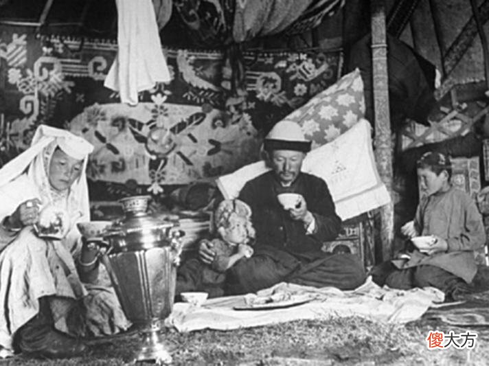 【历史故事】1948年新疆老照片：没想到70年前新疆是这样子，你可能从未见过
