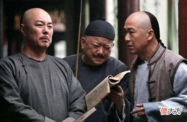 【历史故事】乾隆、和珅、纪晓岚为啥这“君臣三人组”，会有那么多的“戏”