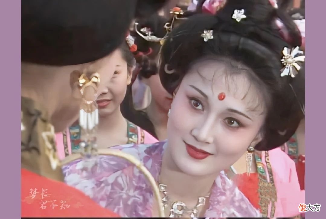 【时尚一点】以前的宫廷剧真的很好看！现在有的宫廷剧拍得像皇帝要破产一样
