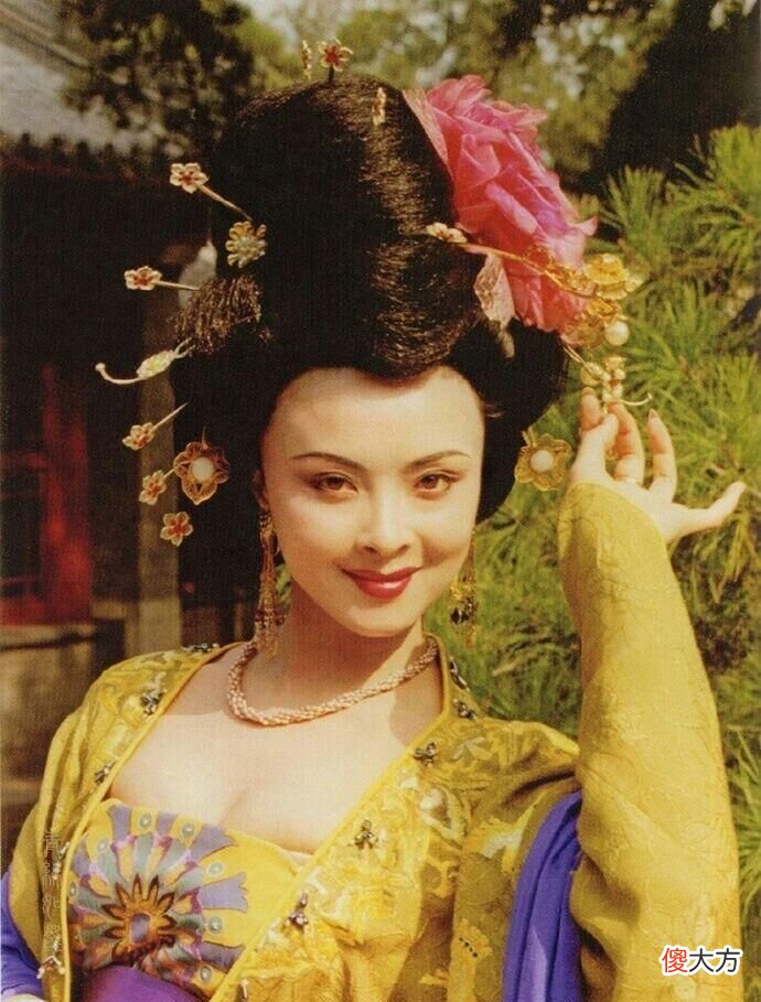 【时尚一点】以前的宫廷剧真的很好看!现在有的宫廷剧拍得像皇帝要破产一样