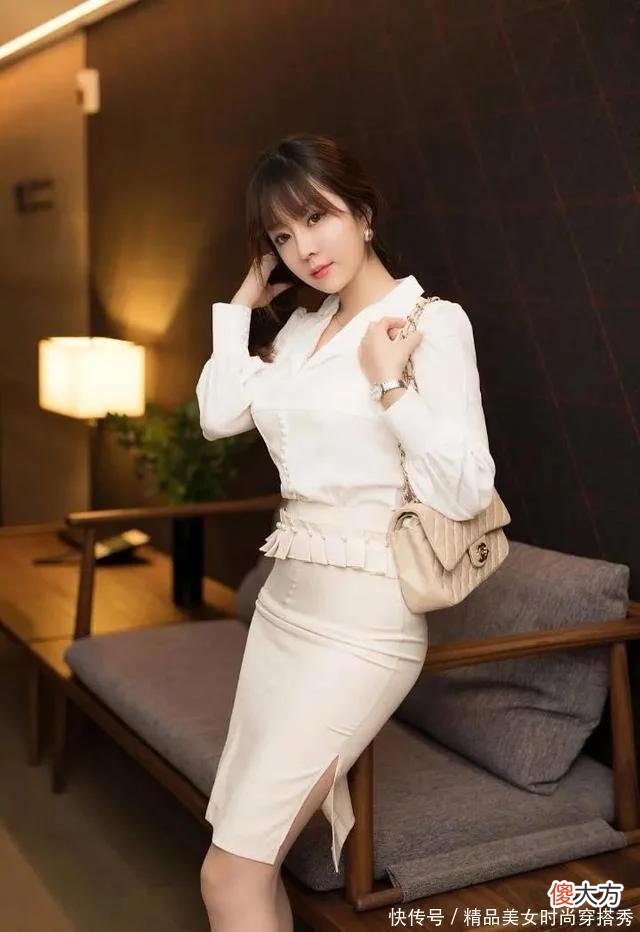 【就爱时尚】双拼色短裙套装，职场美女的最爱