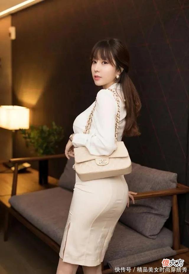 【就爱时尚】双拼色短裙套装，职场美女的最爱