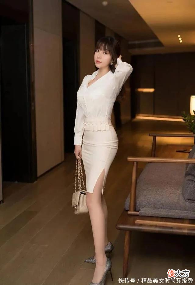 【就爱时尚】双拼色短裙套装，职场美女的最爱