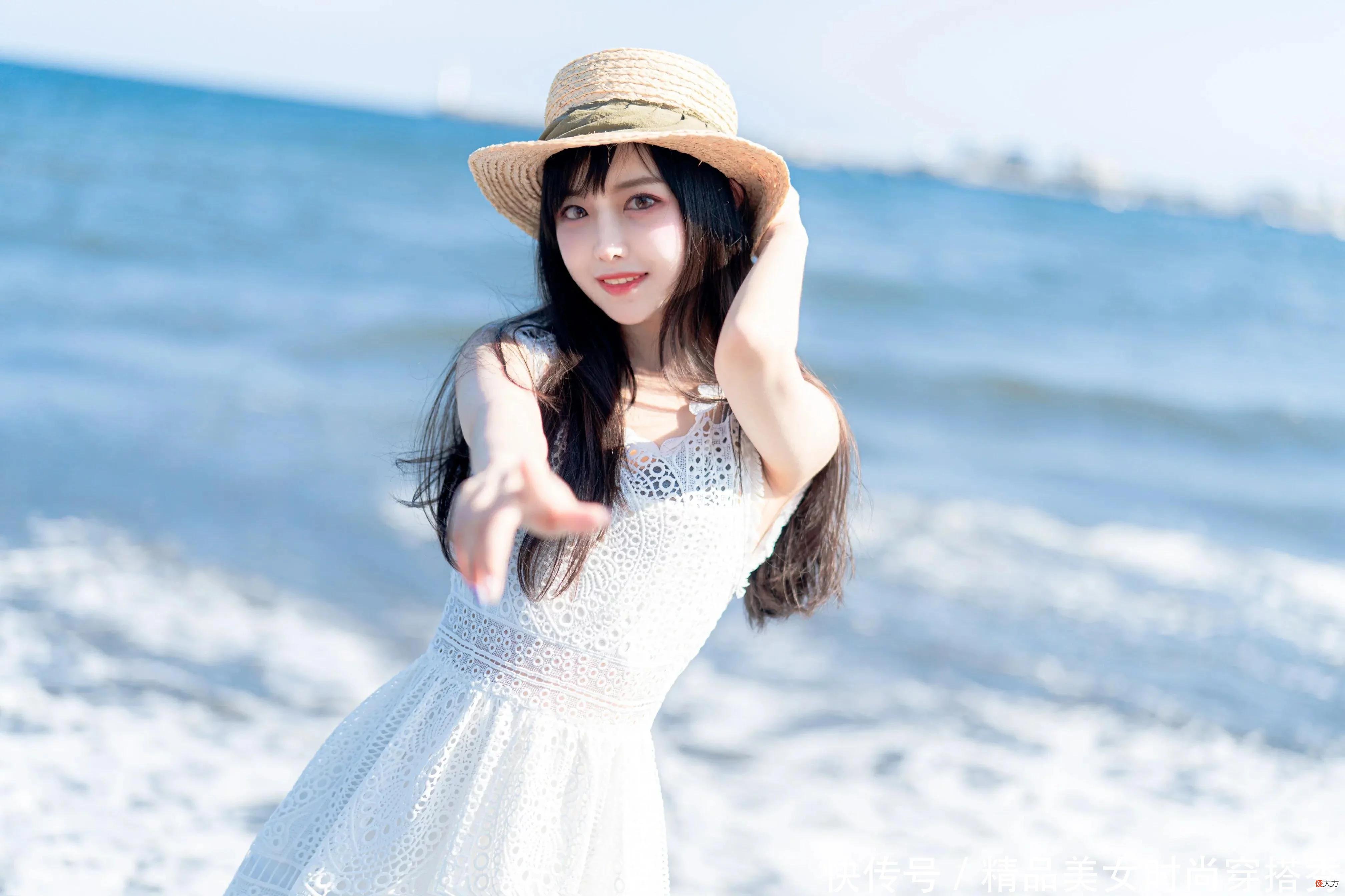 【就爱时尚】海边、琴房、公主房，看美女如何演绎