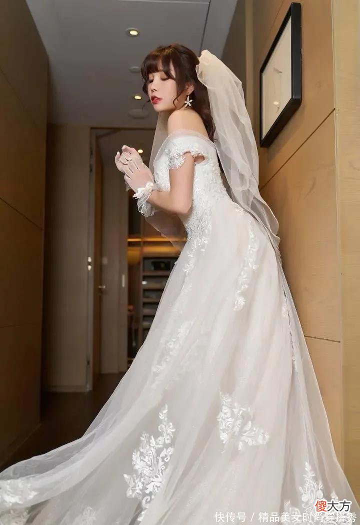 【时尚一点】美女们穿上了婚纱，是嫁给了金钱，嫁给了爱情，还是嫁给了老实人