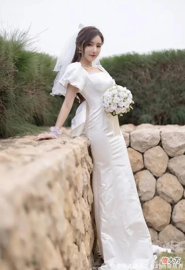 【时尚一点】美女们穿上了婚纱，是嫁给了金钱，嫁给了爱情，还是嫁给了老实人