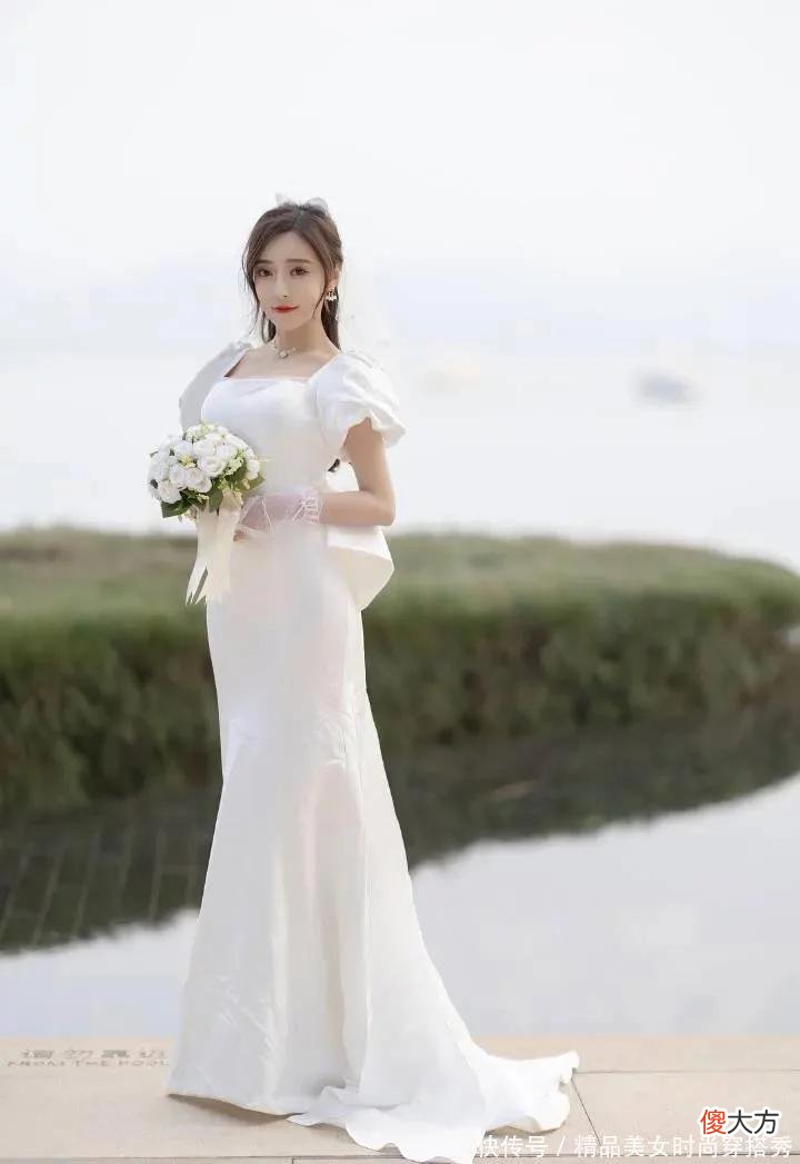 【时尚一点】美女们穿上了婚纱，是嫁给了金钱，嫁给了爱情，还是嫁给了老实人