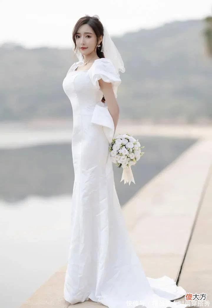 【时尚一点】美女们穿上了婚纱，是嫁给了金钱，嫁给了爱情，还是嫁给了老实人