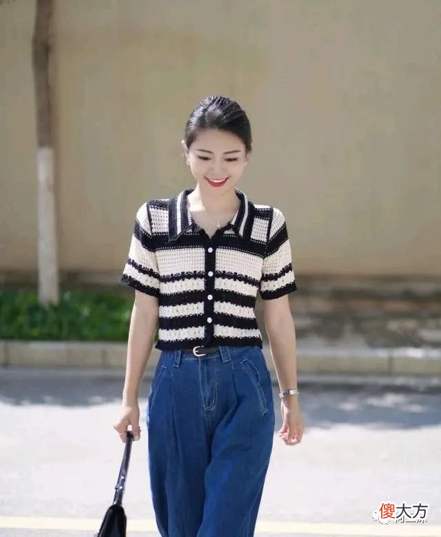 【时尚一点】女生的服装穿搭很有讲究，三套穿搭示范，简简单单却让人眼前一亮