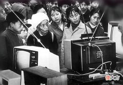 【历史故事】90年代老照片：儿时的回忆酸酸甜甜