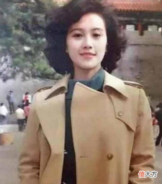 【历史故事】80年代珍贵老照片：图3惹得全国女人大骂，最后一张是个绝世美人