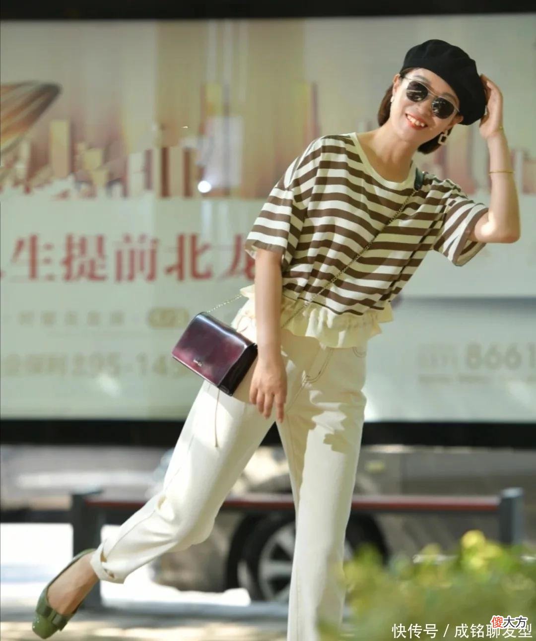 【时尚一点】女人越来越优雅，会穿衣懂搭配是关键，50岁女人这样穿时尚又高级