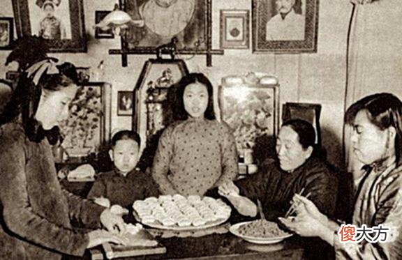 【爱历史】老照片：1940年代民国时期的北京四合院，已经消失的京式城市生活