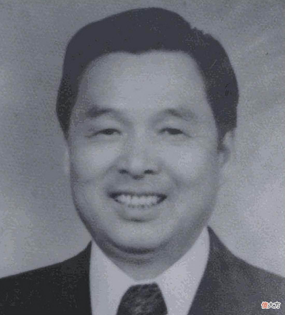 【爱历史】黄埔军校毕业生邓枢：一生平平无奇，生下一女却是歌坛巨星