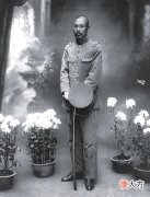 【历史故事】医生建议截肢，刘伯承宁死不从：已失一只眼，怎能再失腿？