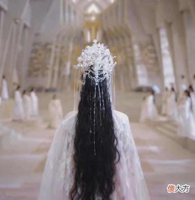 【时尚一点】现在的古偶剧造型都是复制粘贴吗？同一的白色服装＋繁琐的头饰