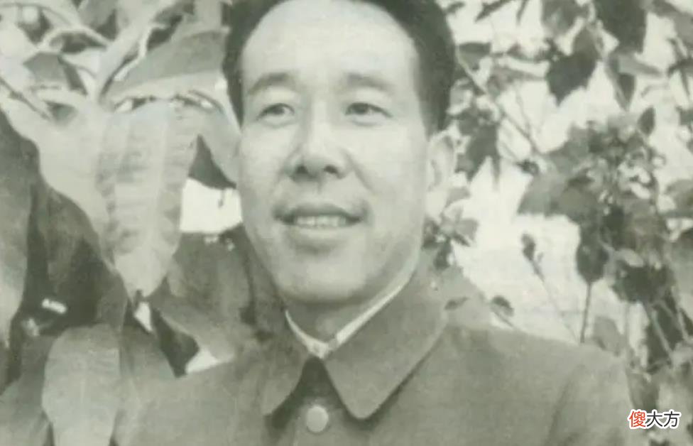 【爱历史】他顶替黄永胜当八纵司令，被林彪穿小鞋，大授衔仅成开国少将