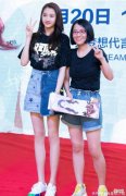 【就爱时尚】现在火了一种裙子，叫“阴阳裙”，时髦洋气又显气质，明星也爱穿