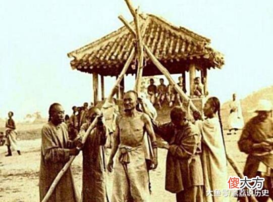 【爱历史】晚清老照片:大户人家的少爷娶幼妾,这年龄看着也太小了吧?