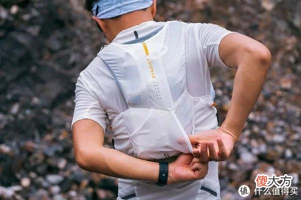 【就爱时尚】颜值与性价比在线——迪卡侬EVADICT 5L 越野跑背包