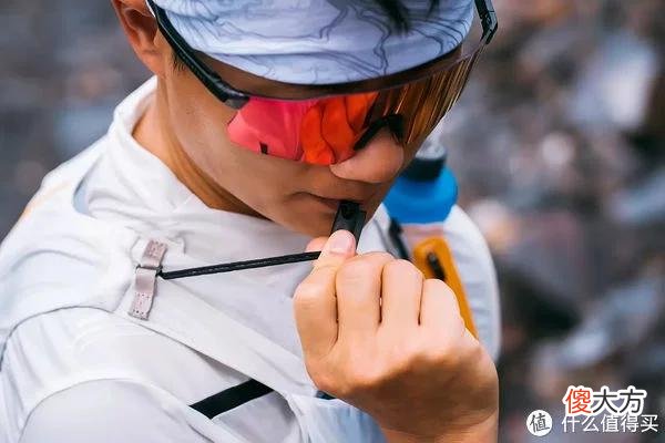 【就爱时尚】颜值与性价比在线——迪卡侬EVADICT 5L 越野跑背包