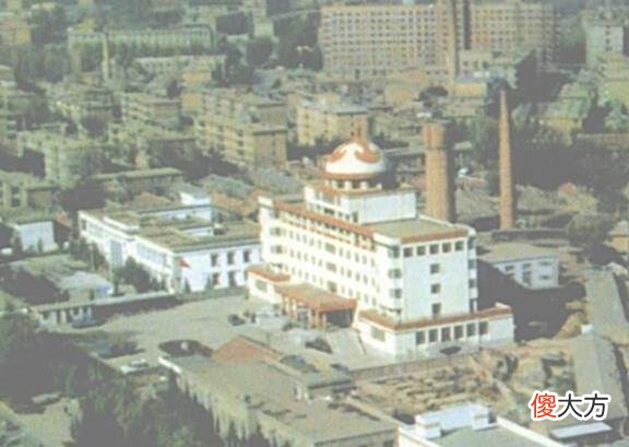【历史故事】老照片：1980年代的呼和浩特，见证了这座城市30年来的巨变