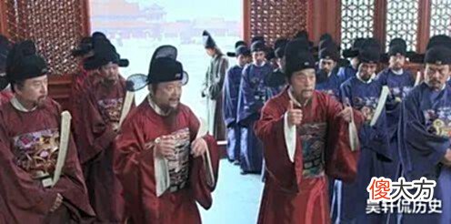 【历史故事】刘伯温临终告诉儿子:刘家9代后将出一个奇才,百年后果然应验